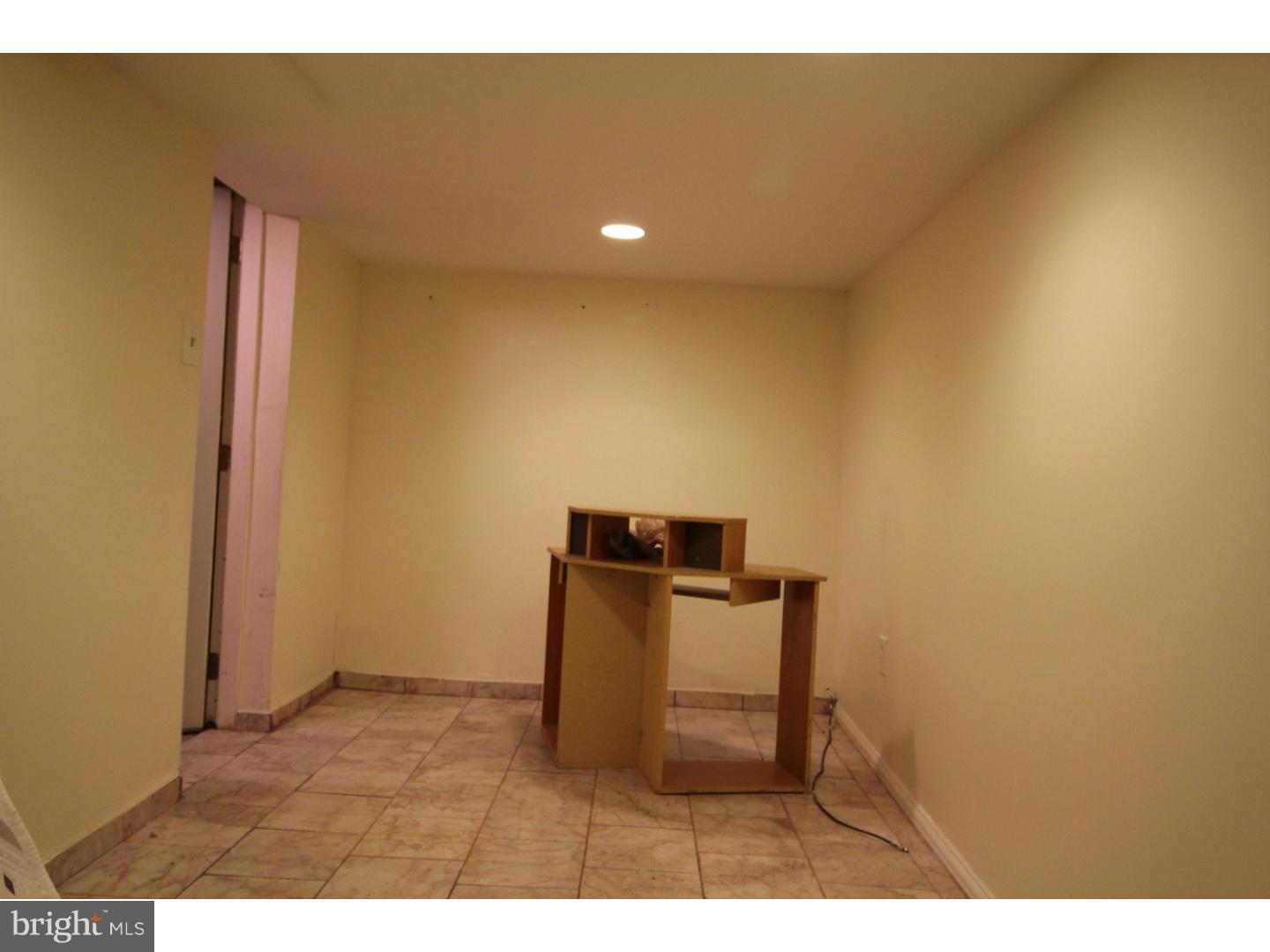 7018 Georgian Road Philadelphia, PA 19138 - Photo 9 of 13 Office / Study