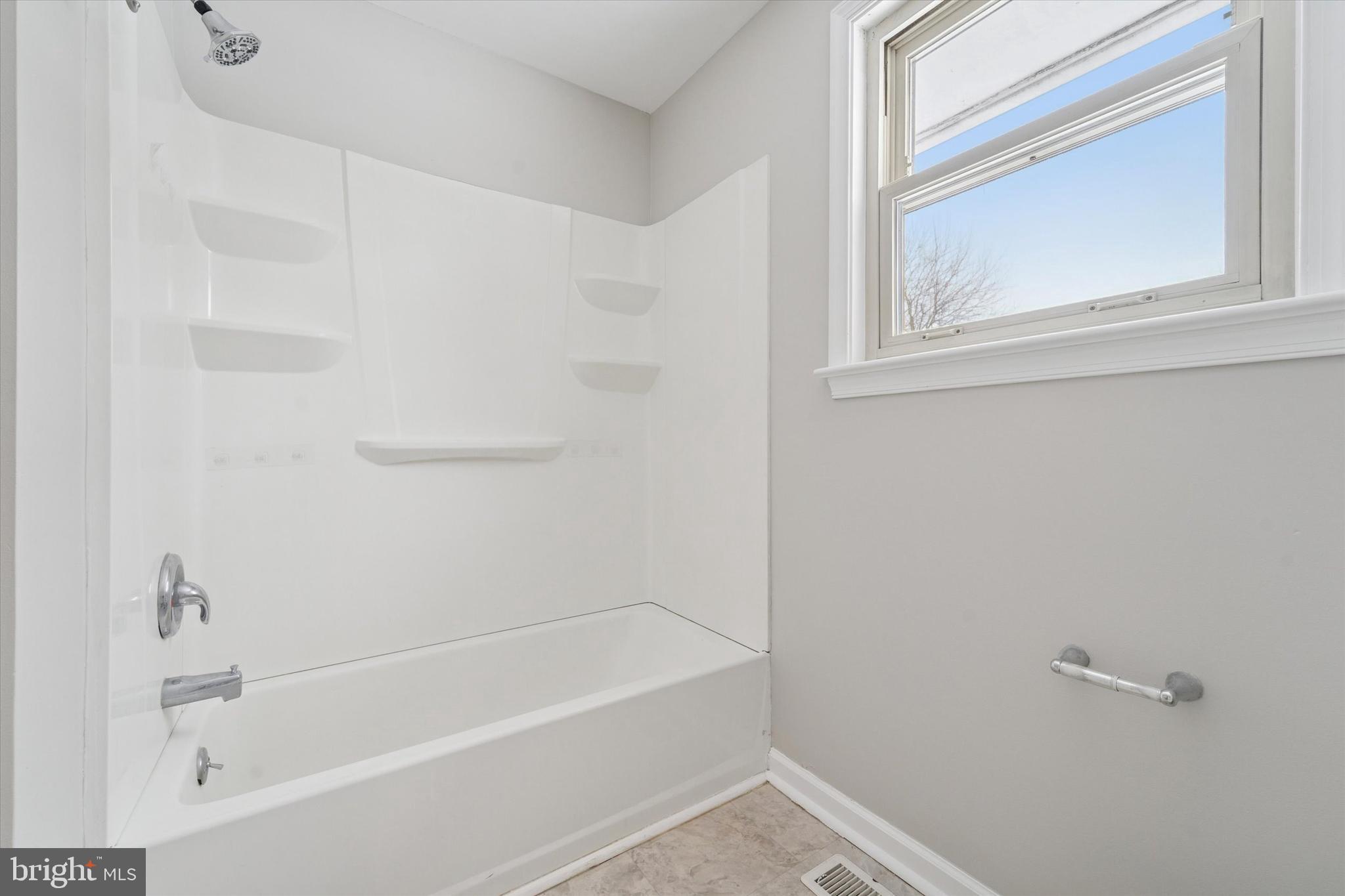 950 West Chestnut Street Coatesville, PA 19320 - Photo 20 of 28