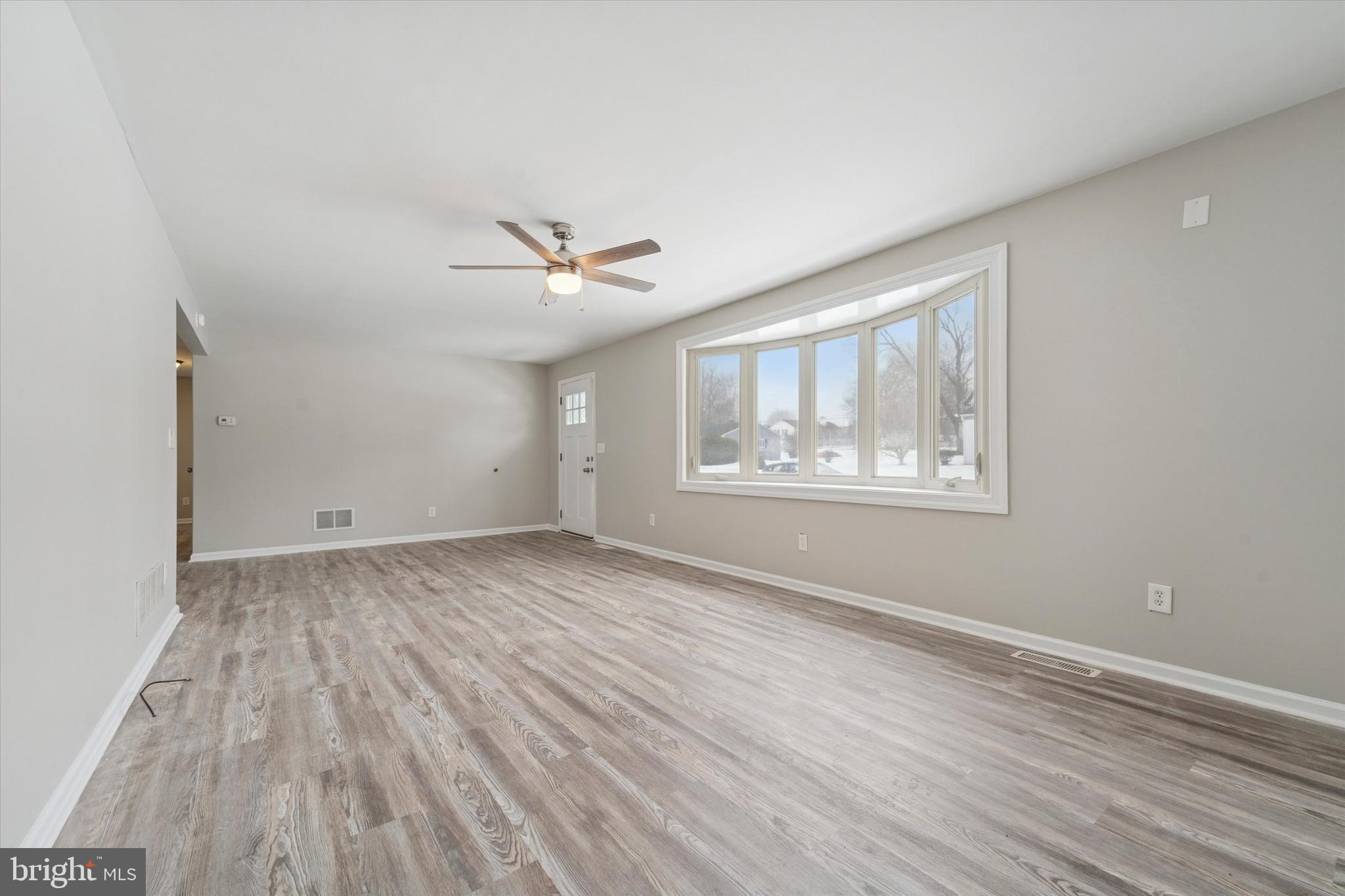 950 West Chestnut Street Coatesville, PA 19320 - Photo 4 of 28