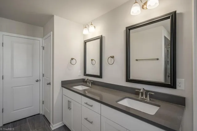 $279,290 | 1677 Hallview Court, Kernersville, NC 27284