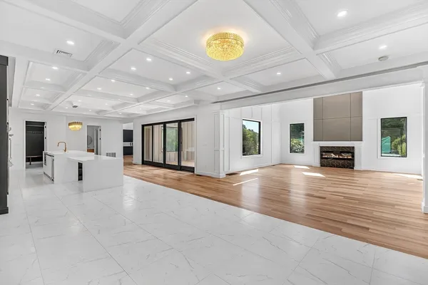 $3,600,000 | 20 Amberwood Drive, Winchester, MA 01890