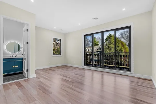 $3,600,000 | 20 Amberwood Drive, Winchester, MA 01890