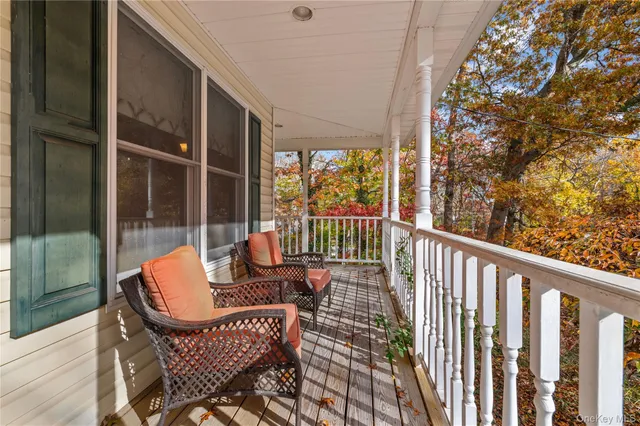 $749,999 | 18 15th Street, Wading River, NY 11792