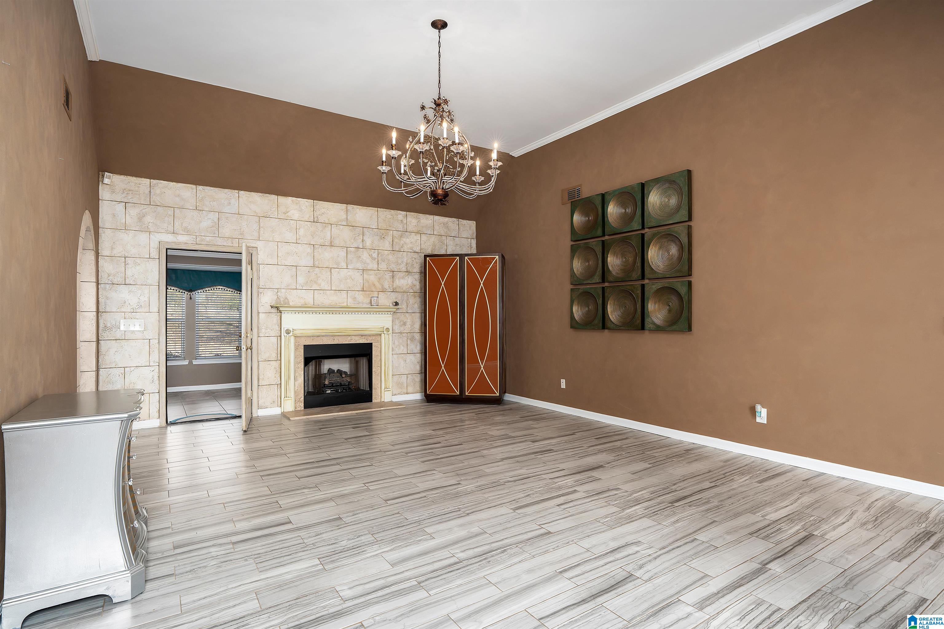 4333 Segars Cove Bessemer, AL 35022 - Photo 8 of 32