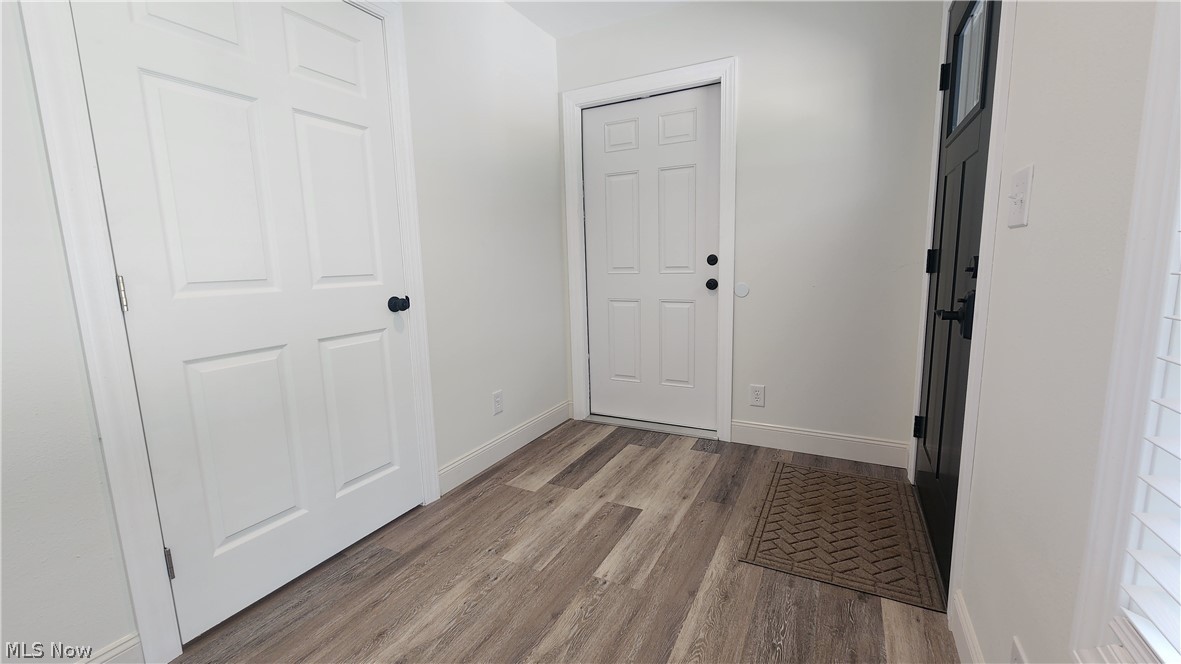 3190 Eastport Road Southeast Dennison, OH 44621 - Photo 30 of 36 Mud room