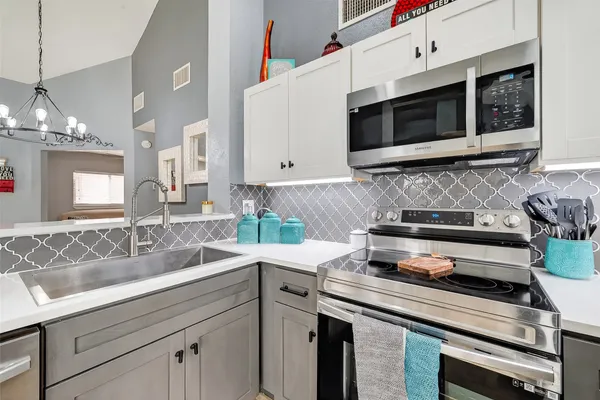 $1,900 | 18530 Trail Bend Lane, Houston, TX 77084
