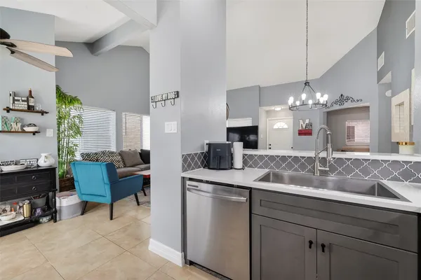 $1,900 | 18530 Trail Bend Lane, Houston, TX 77084