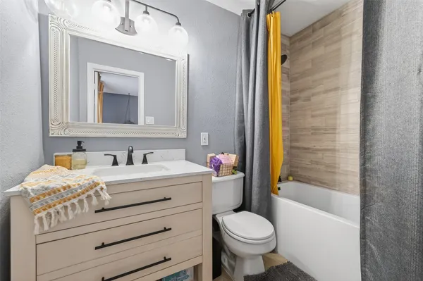 $1,900 | 18530 Trail Bend Lane, Houston, TX 77084