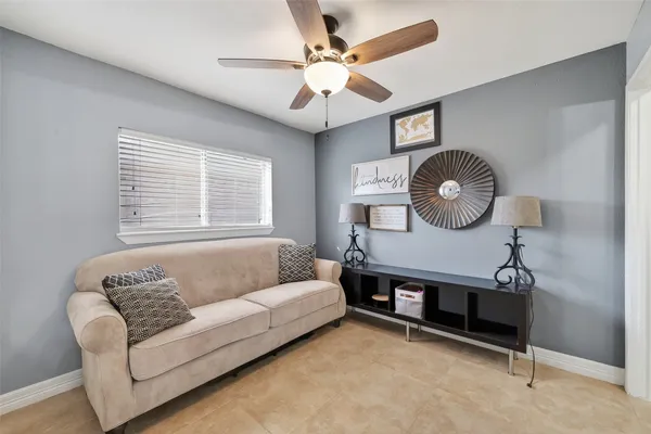 $1,900 | 18530 Trail Bend Lane, Houston, TX 77084