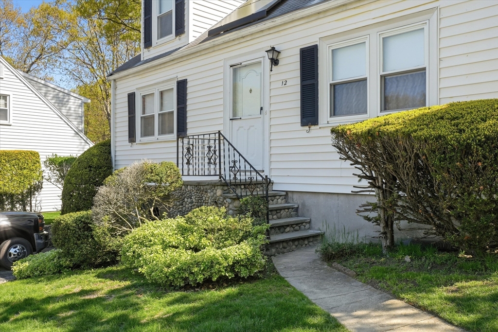 12 Cannon Rock Road Lynn, MA 01904 - Photo 2 of 42