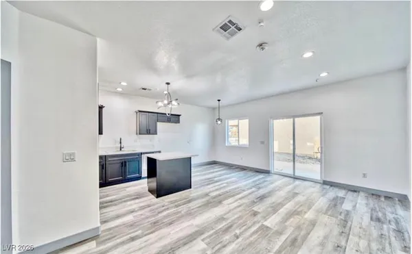 $290,000 | 384 East Erin Street, Pahrump, NV 89048