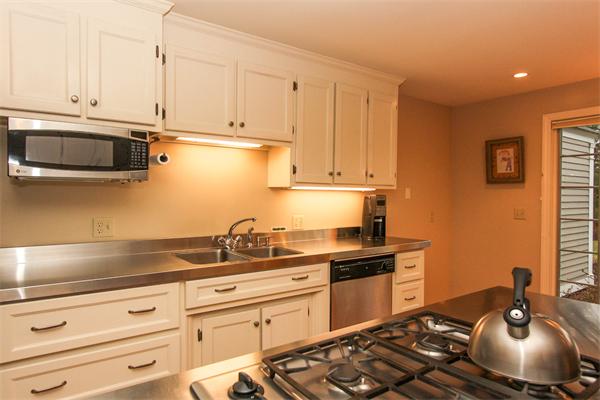 38 Prynnwood Road Longmeadow, MA 01106 - Photo 5 of 29 Gallery Image 5