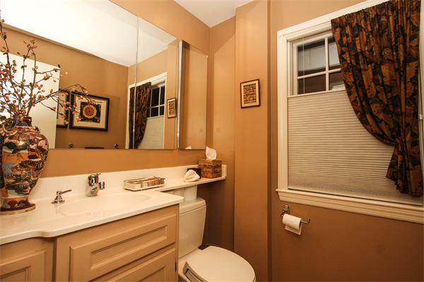38 Prynnwood Road Longmeadow, MA 01106 - Photo 8 of 29 Gallery Image 8