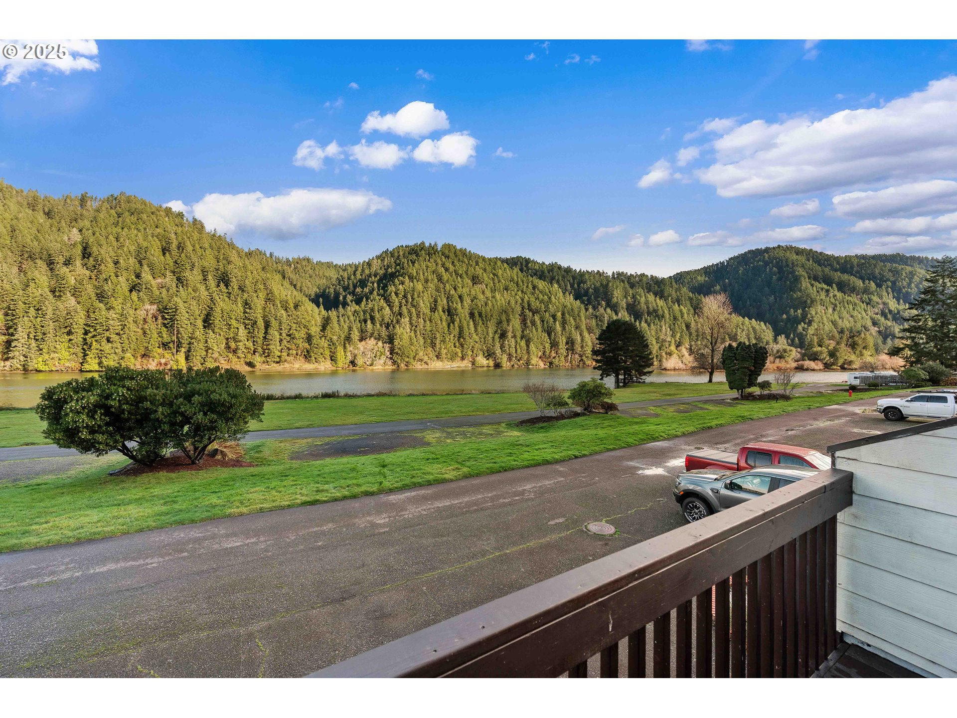 43605 Highway 38, Unit 17 Reedsport, OR 97467 - Photo 12 of 48