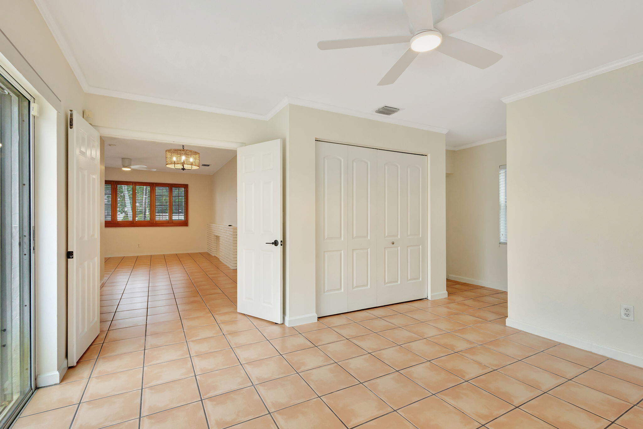 341 Gregory Road West Palm Beach, FL 33405 - Photo 22 of 43 23-web-or-mls-1 (31)