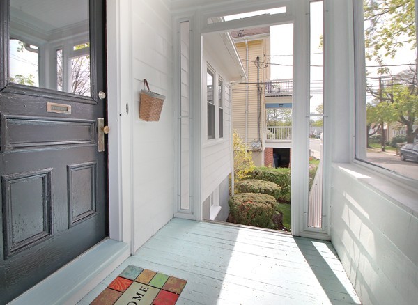 37 Chesbrough Road Boston, MA 02132 - Photo 3 of 21