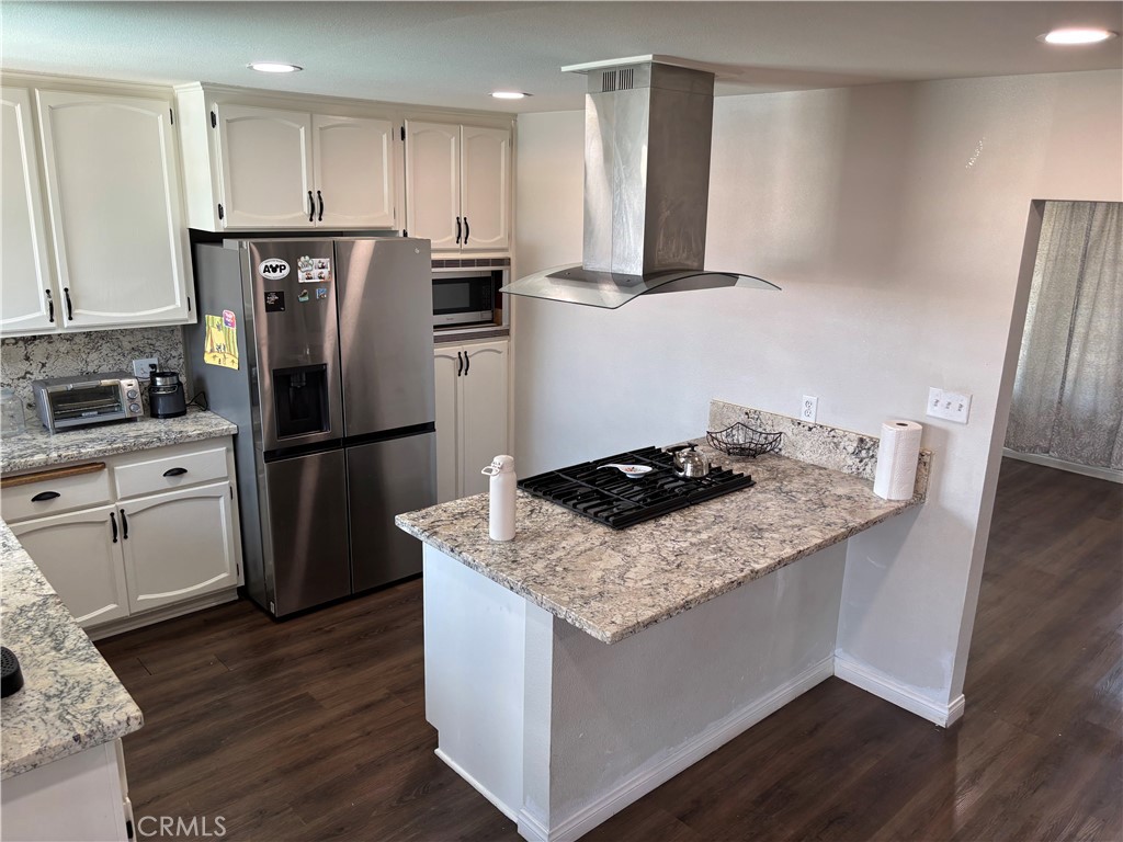 389 East Rancho Road Corona, CA 92879 - Photo 13 of 45