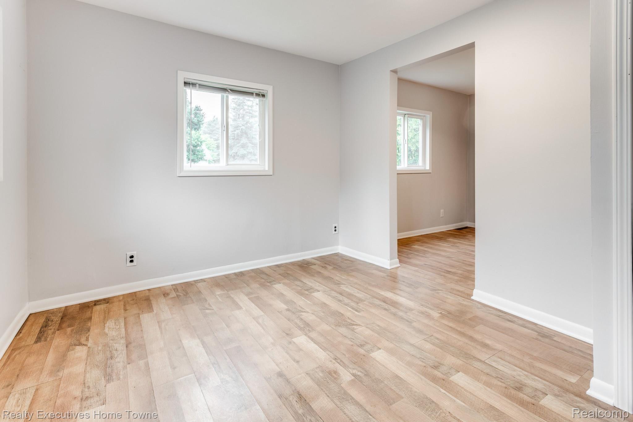 1803 Maple Road Smiths Creek, MI 48074 - Photo 25 of 32 1803 Maple Rd (12 of 37).jpg