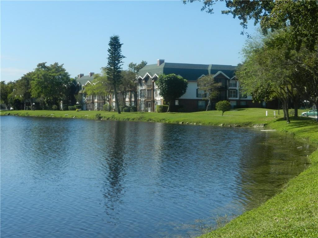 3760 Inverrary Drive, Unit 2H Lauderhill, FL 33319 - Photo 9 of 19 Photo 9