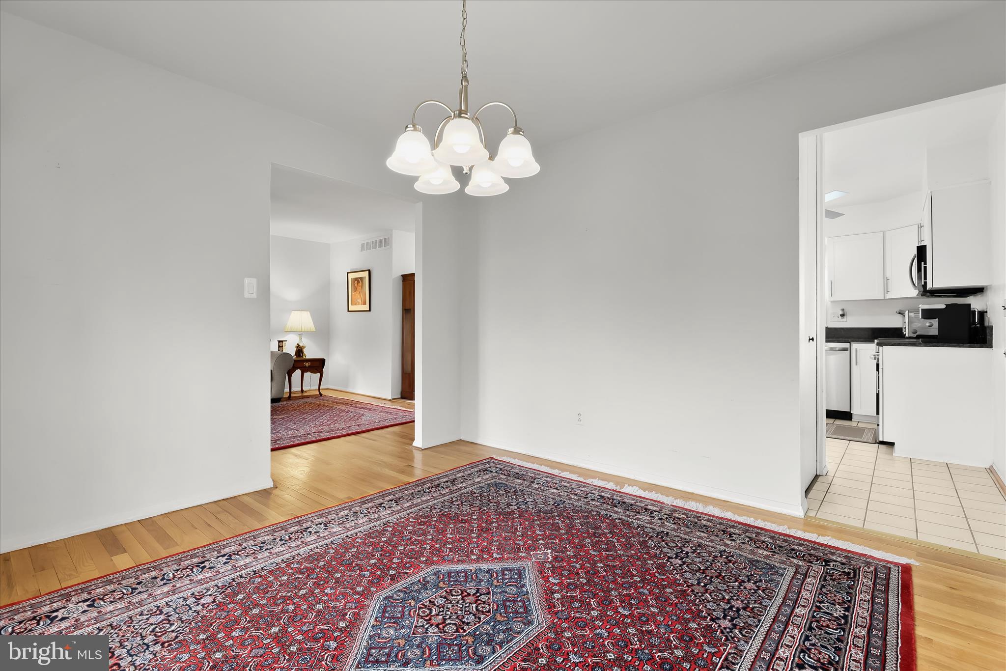 125 Northway Road Reisterstown, MD 21136 - Photo 14 of 45 Dining room / kitchen
