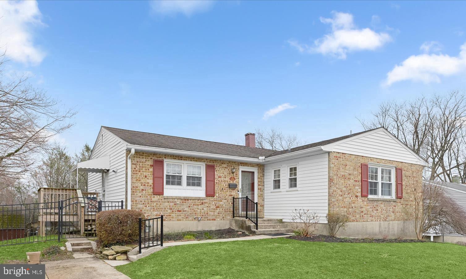 125 Northway Road Reisterstown, MD 21136 - Photo 7 of 45 Brick front