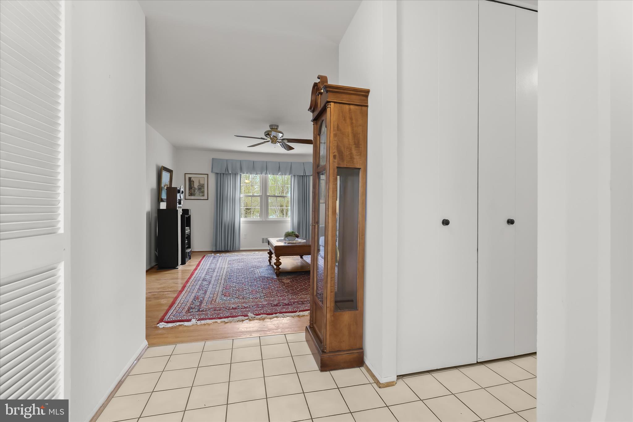 125 Northway Road Reisterstown, MD 21136 - Photo 9 of 45 Foyer