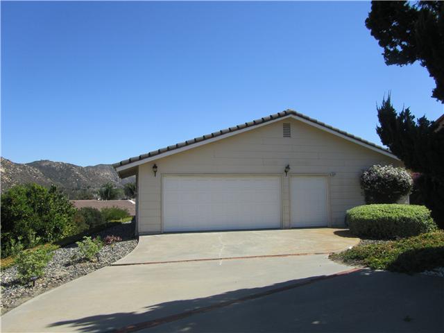 15743 Rainbird Road Ramona, CA 92065 - Photo 2 of 10 Gallery Image 2