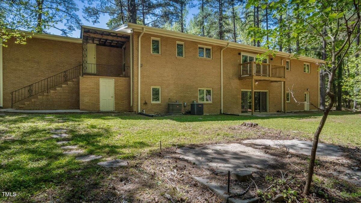 110 Omega Road Henderson, NC 27536 - Photo 3 of 59 55-pmega rd (52 of 55)