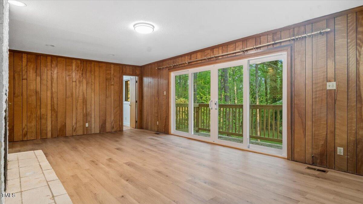 110 Omega Road Henderson, NC 27536 - Photo 6 of 59 04-pmega rd (2 of 55)