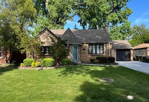 $685,000 | 427 South Western Avenue, Park Ridge, IL 60068