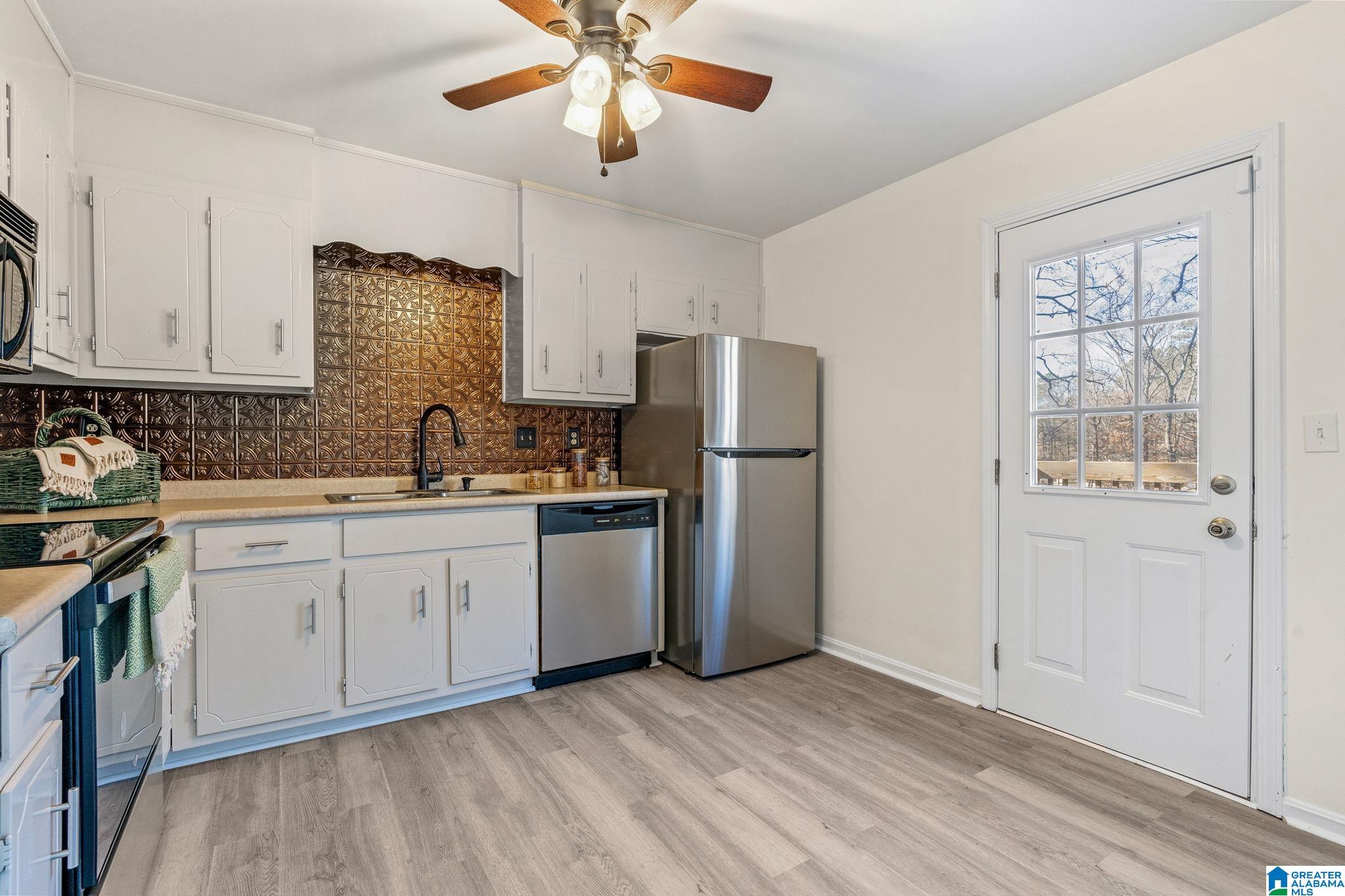 5268 Dresden Road Birmingham, AL 35210 - Photo 11 of 34