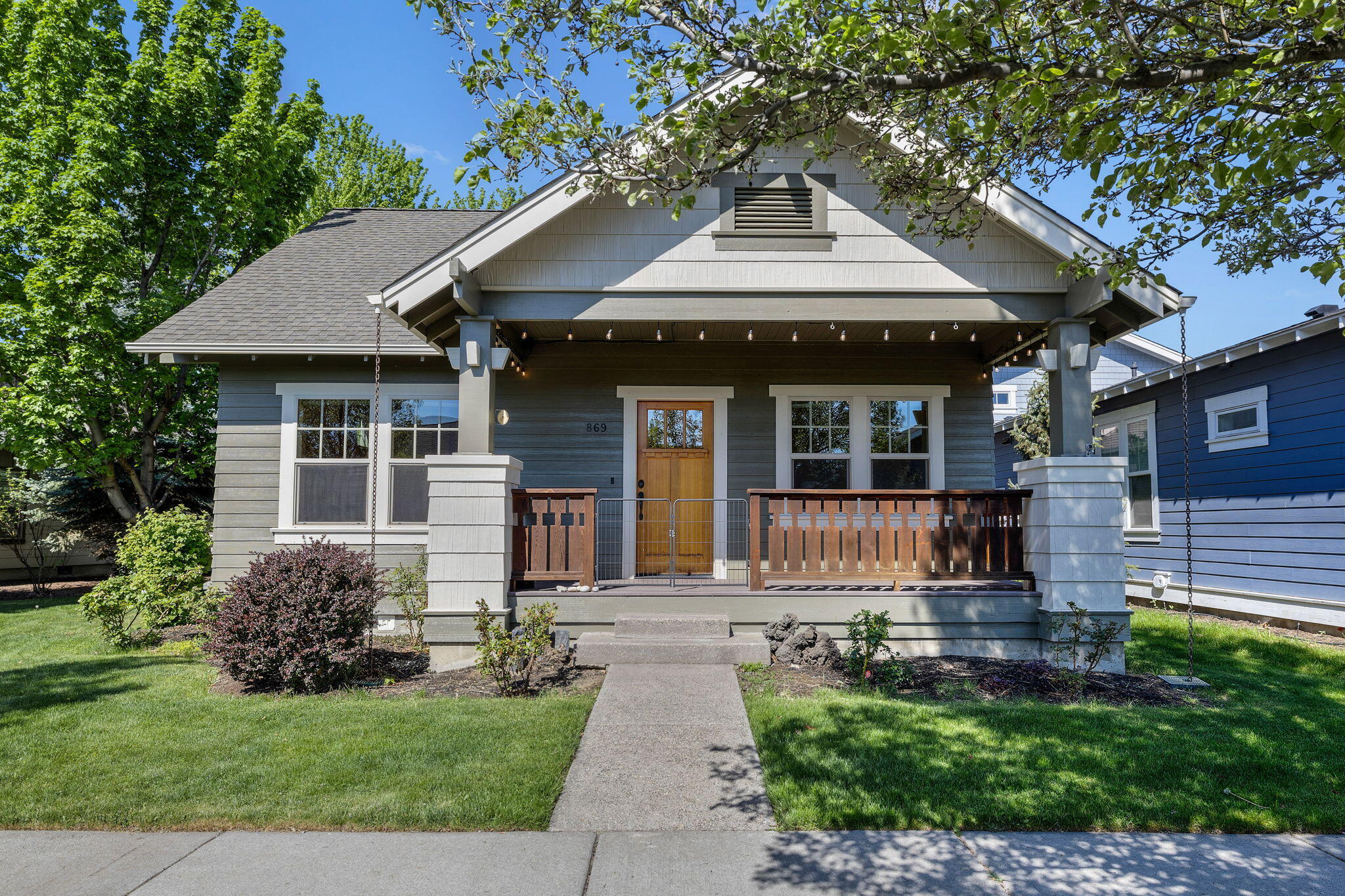 869 Northwest Rimrock Drive Redmond, OR 97756 - Photo 1 of 57 2026_05_04_869_nw_rimrock_dr_rdm-2