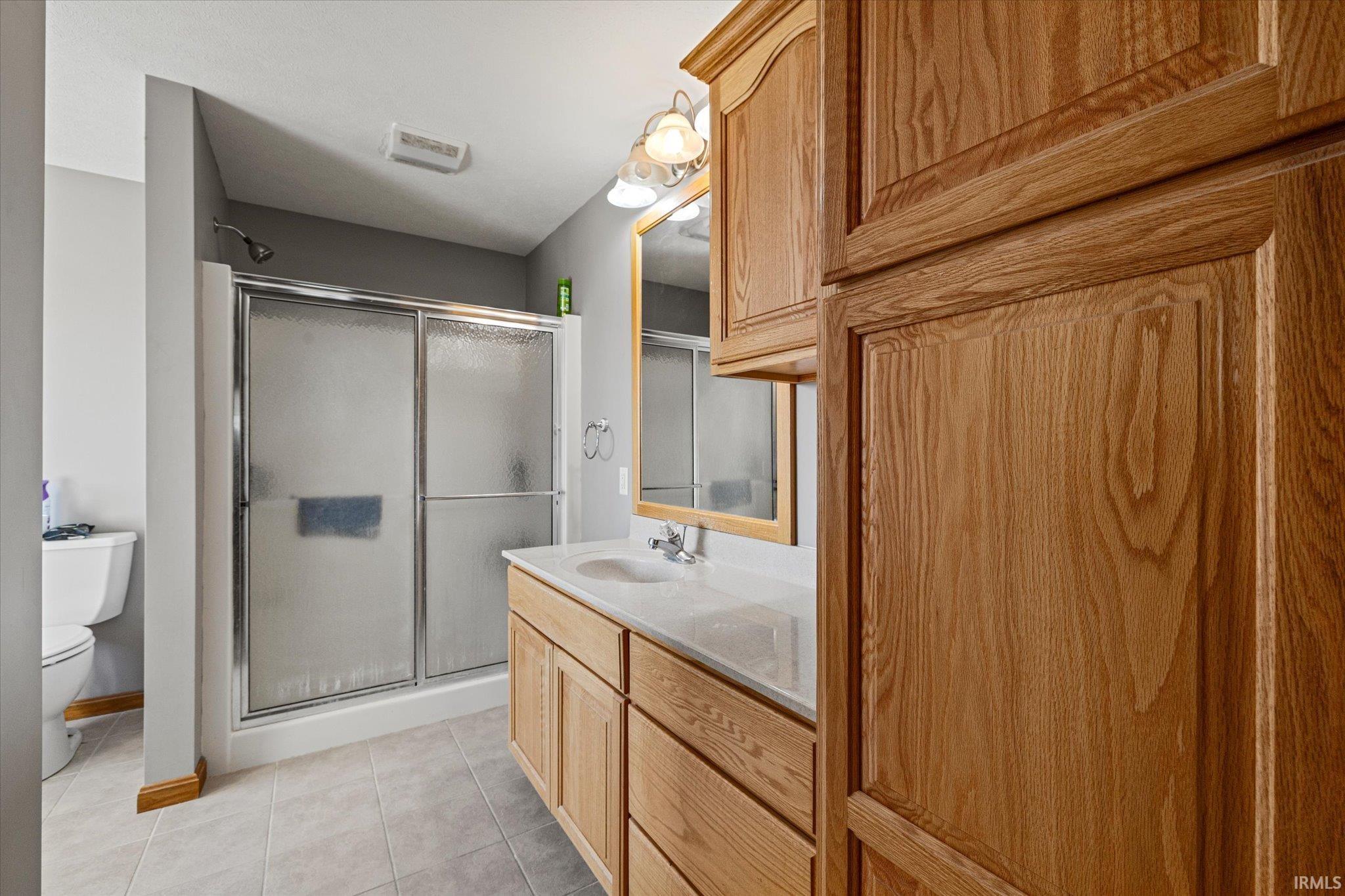 1518 East Scotland Road Bloomfield, IN 47424 - Photo 11 of 36