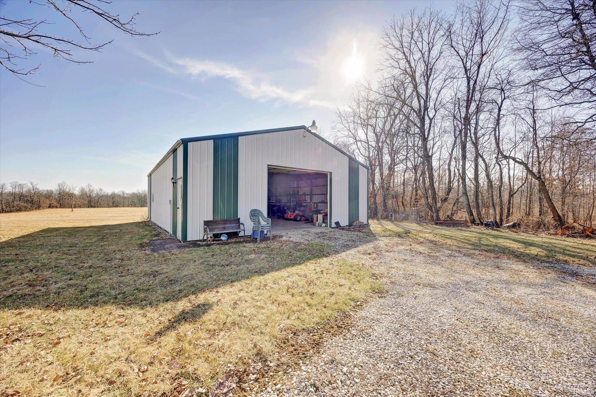 1518 East Scotland Road Bloomfield, IN 47424 - Photo 24 of 36