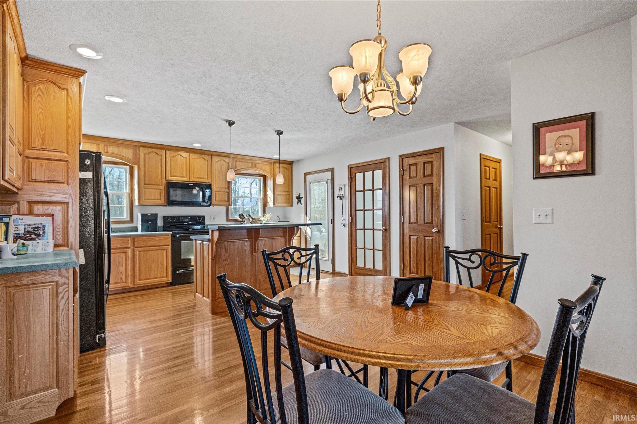 1518 East Scotland Road Bloomfield, IN 47424 - Photo 4 of 36