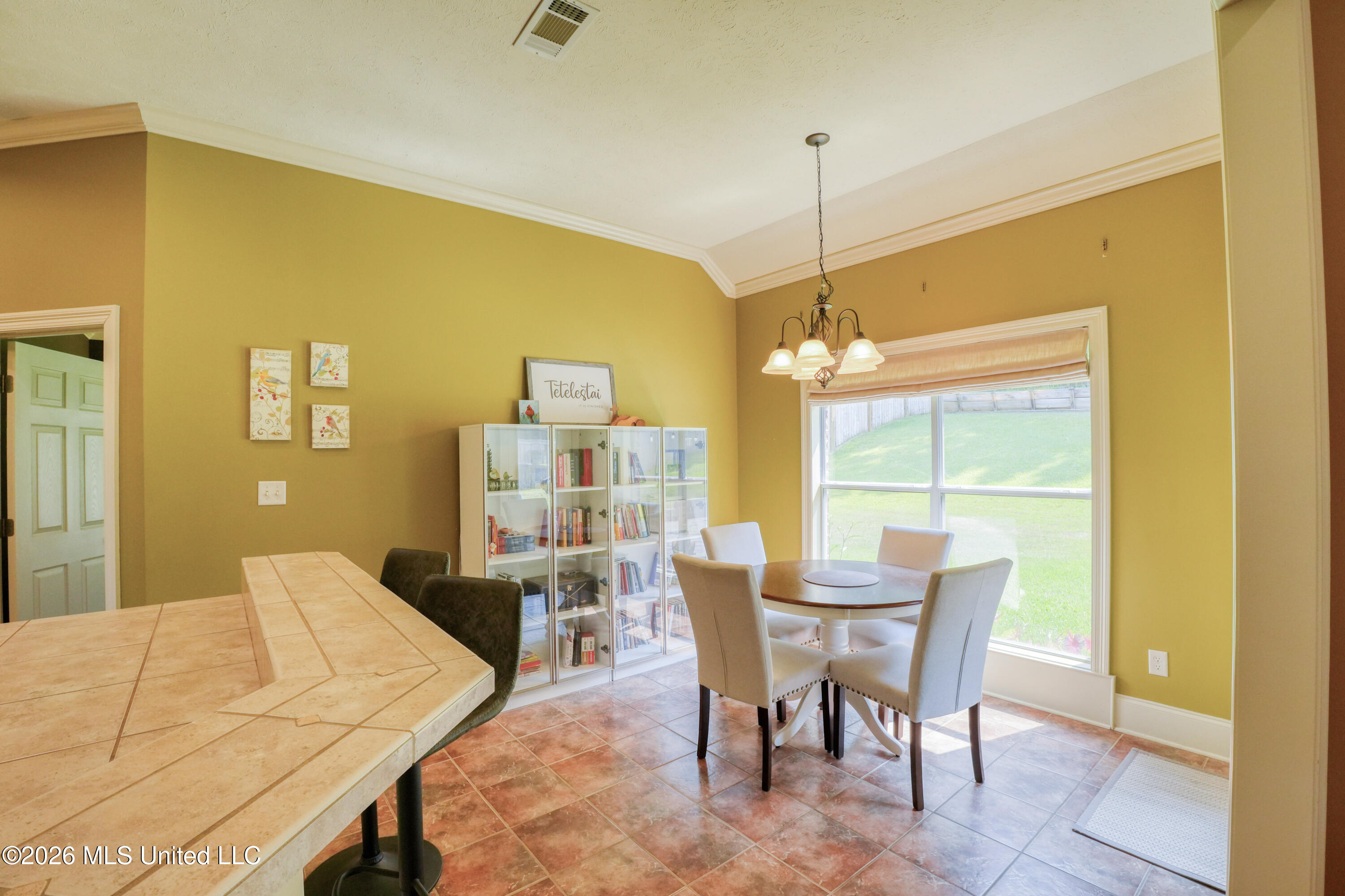 125 Baileys Ridge Circle Clinton, MS 39056 - Photo 10 of 40 14-DSC01140_HDR