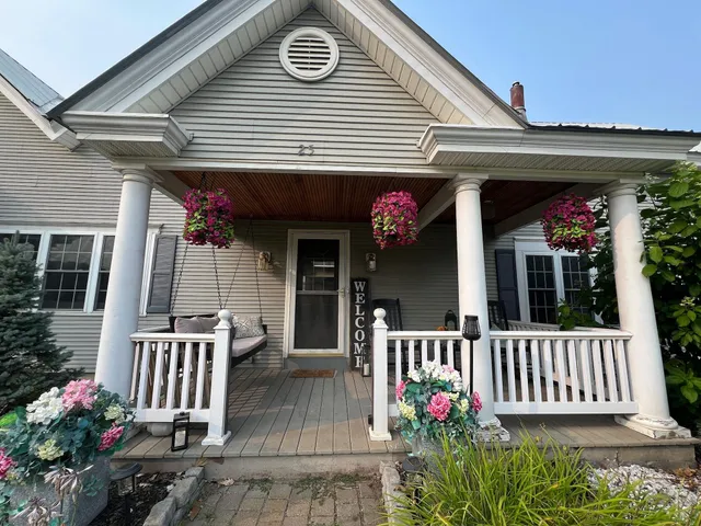 $570,000 | 25 King Drive, Lyndon, VT 05850