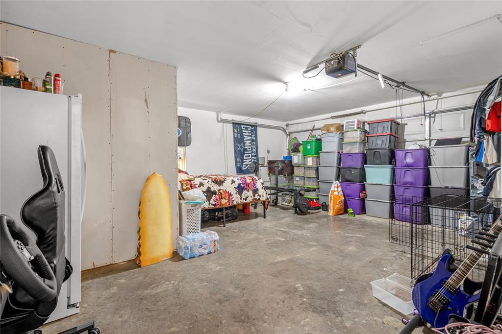420 Whitney Court Rio Vista, TX 76093 - Photo 21 of 25 a view of a room with gym equipment