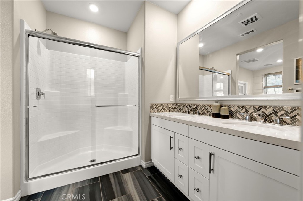 17879 Upton Carson, CA 90746 - Photo 25 of 39