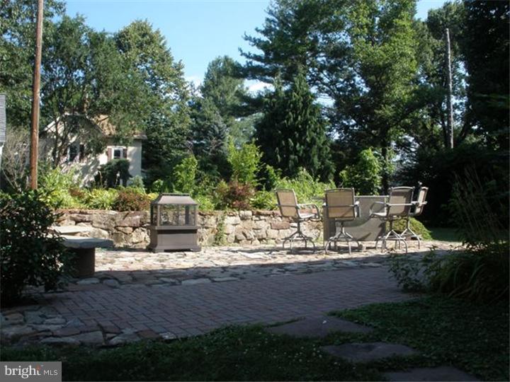 3840 Davisville Road Hatboro, PA 19040 - Photo 17 of 18 Patio