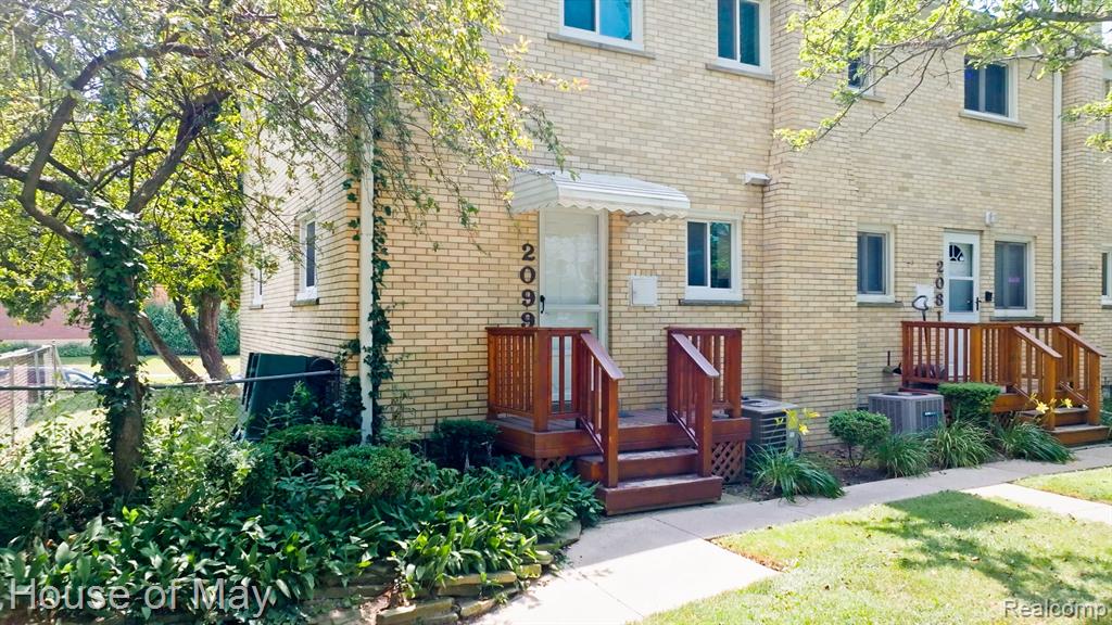 2099 East Maple Road Birmingham, MI 48009 - Photo 1 of 1