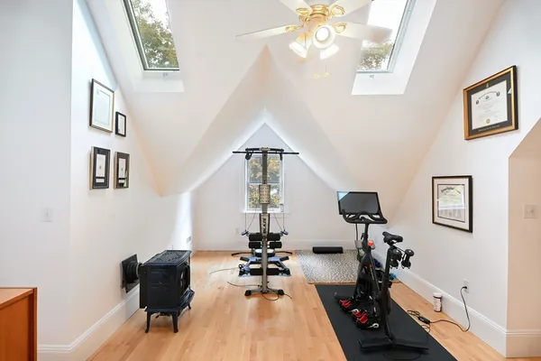 $2,250,000 | 302 Concord Road, Weston, MA 02493