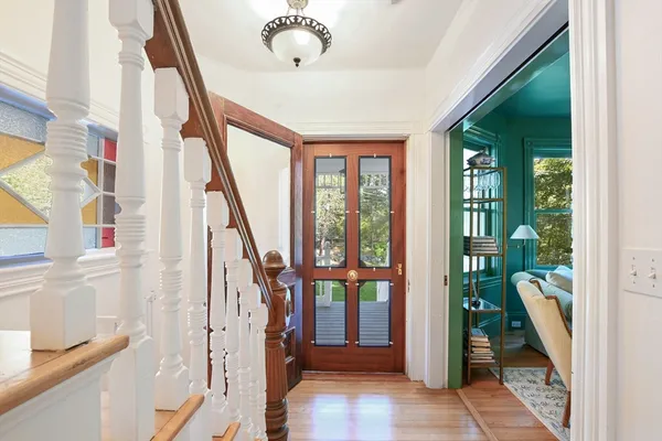 $2,250,000 | 302 Concord Road, Weston, MA 02493