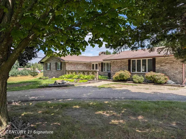 $449,900 | 2995 Lyons Road, Owosso, MI 48867