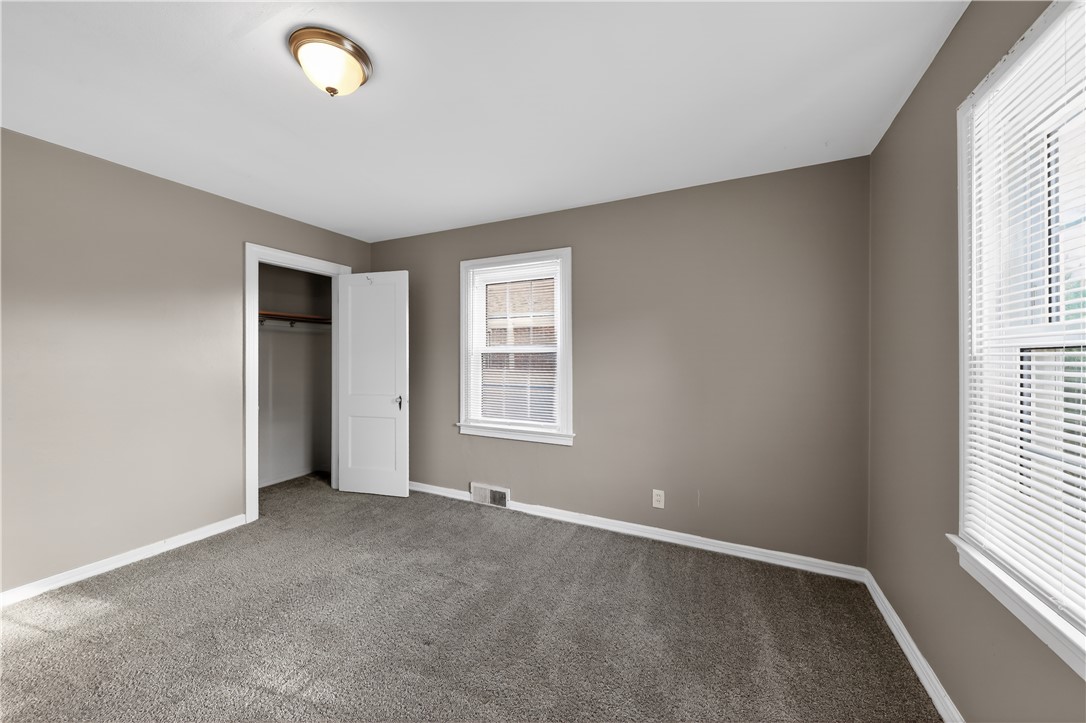 121 South Smithville Road Dayton, OH 45403 - Photo 10 of 15