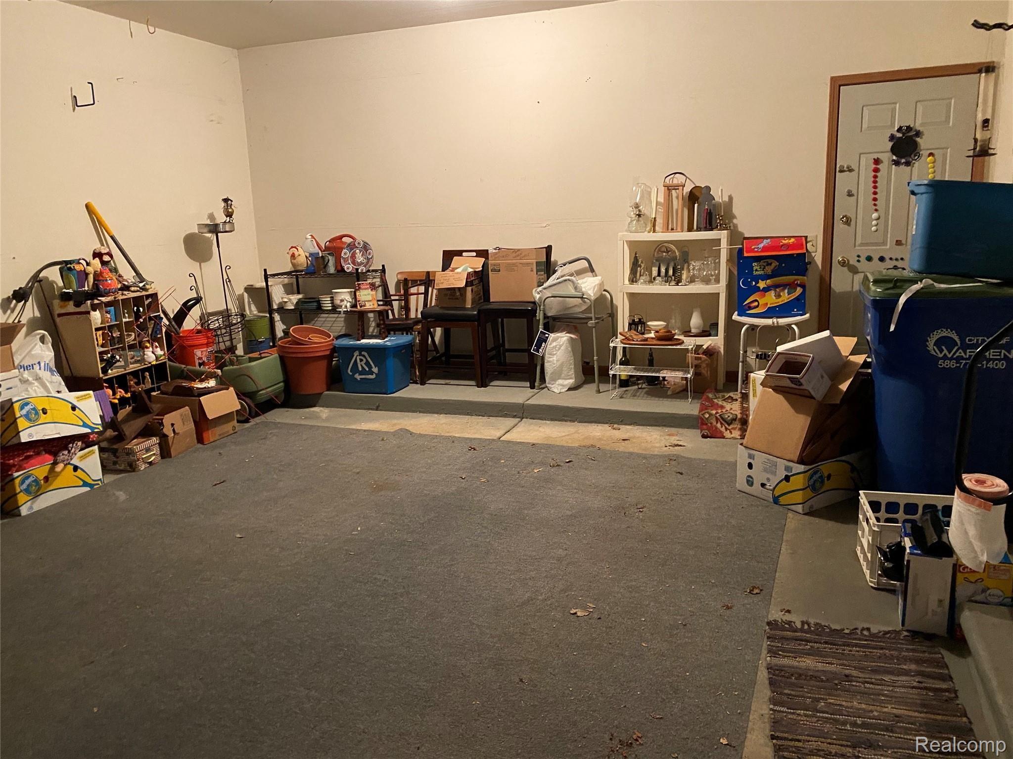 5525 Chicago Road, Unit 3 Warren, MI 48092 - Photo 44 of 53 67BA912D-D95E-4CD8-9472-CFFD1FA5E197.jpeg