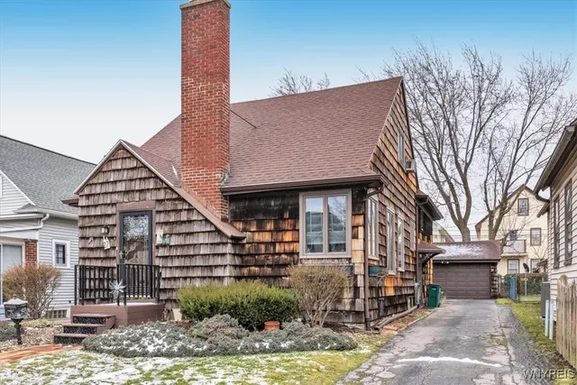 $349,900 | 27 Arundel Road, Buffalo, NY 14216