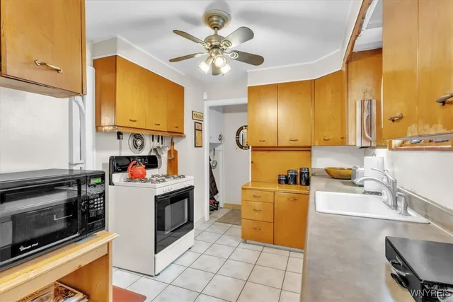 $349,900 | 27 Arundel Road, Buffalo, NY 14216