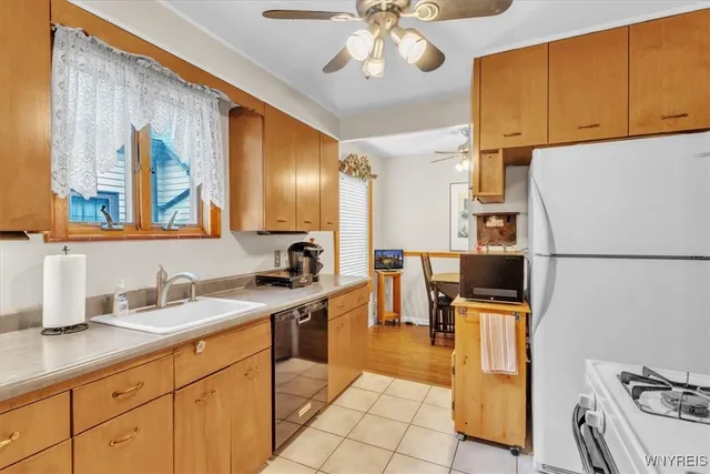 $349,900 | 27 Arundel Road, Buffalo, NY 14216