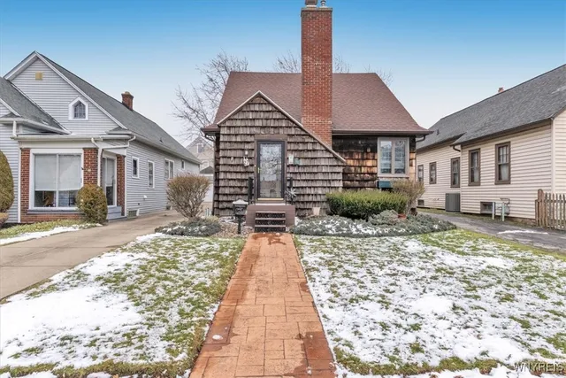 $349,900 | 27 Arundel Road, Buffalo, NY 14216